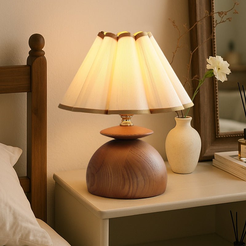 Reninena Halden Table Lamp