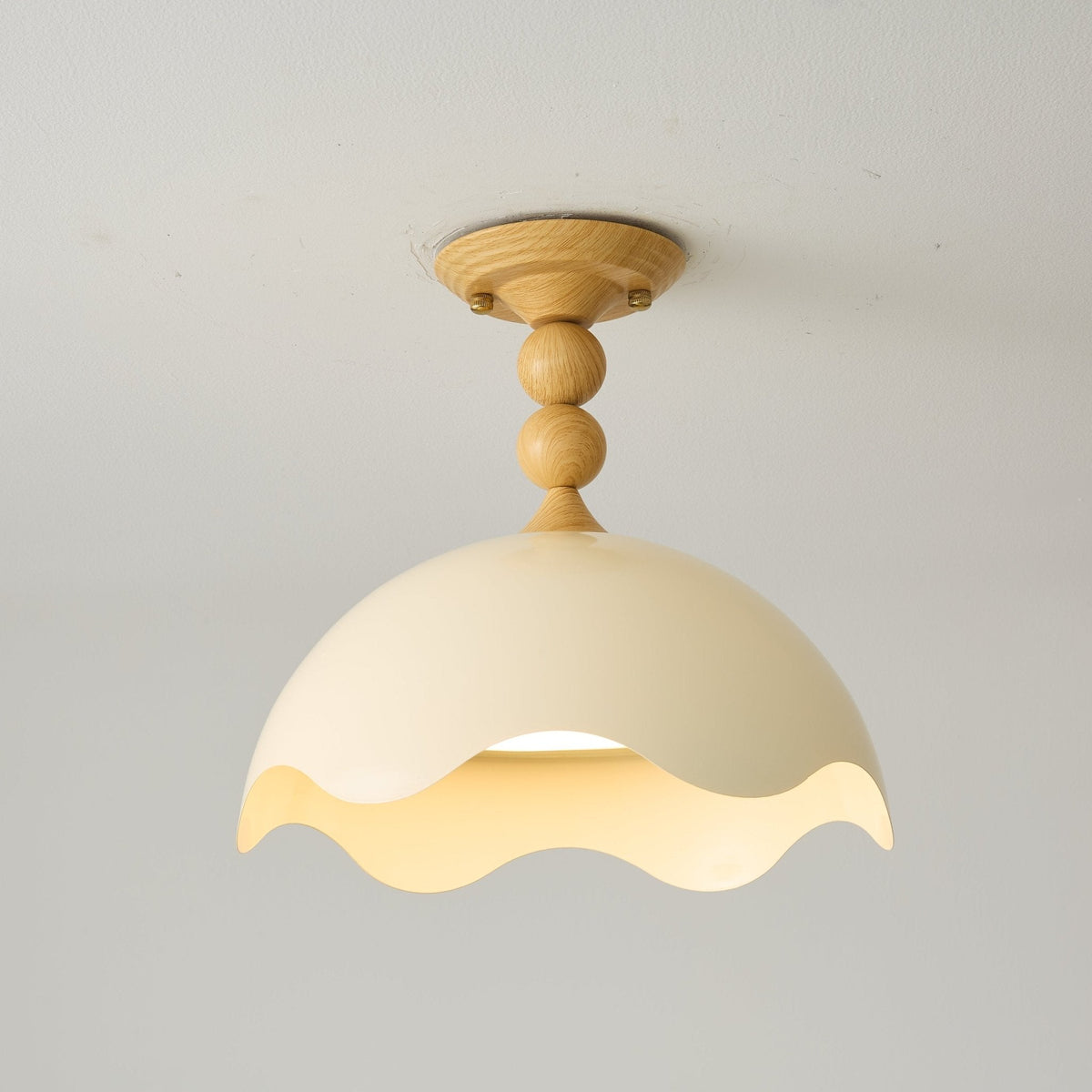 Noriraine Scallop Ceiling Light