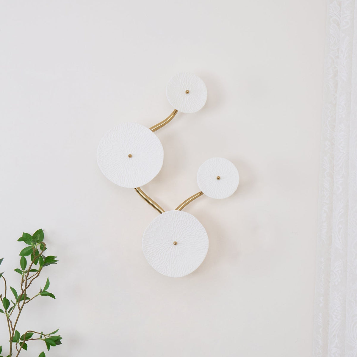 Begovom Lotus Petal Wall Lamp