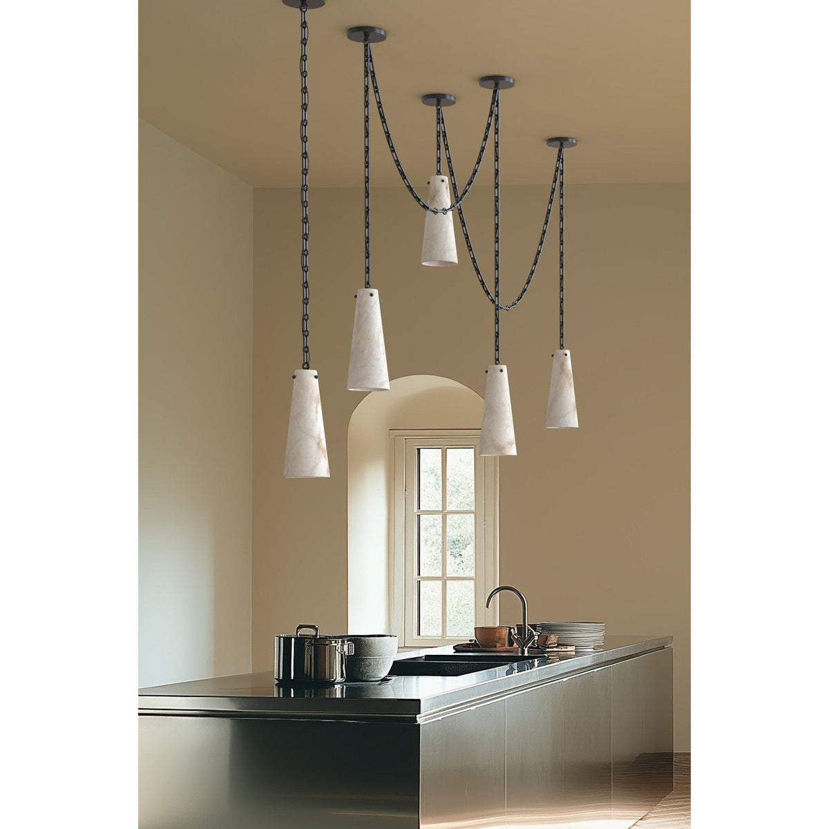 Nivivissa Alabaster Chandelier