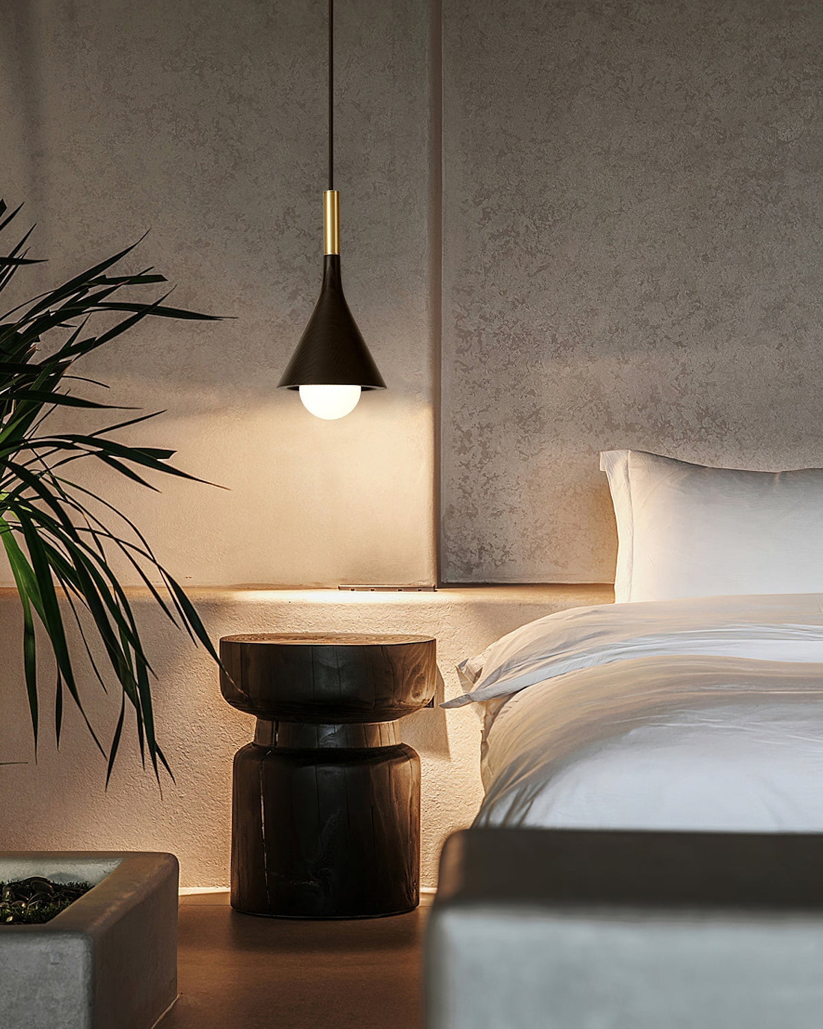 Cedrine Pendant Light