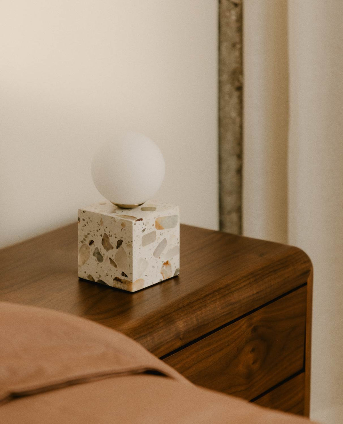 Qorvian Terrazzo Table Lamp