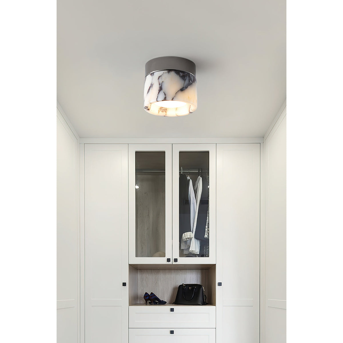 Ivinir Round Marble Ceiling Lamp-Relic Pieces