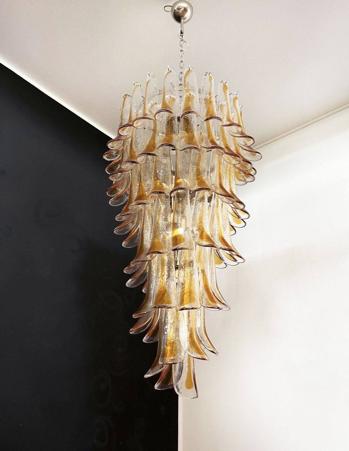 Eirisissa Lume Marigold Glass Chandelier