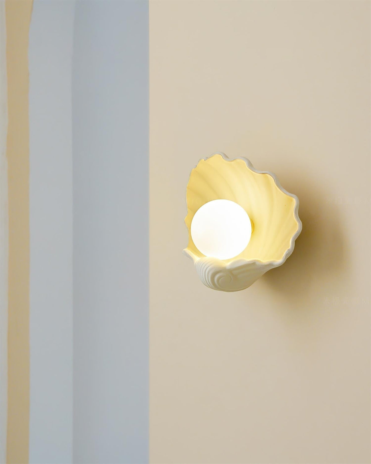 Pearlia Wall Lamp