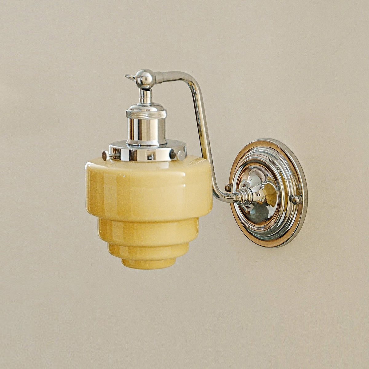 Velerella Wall Lamp