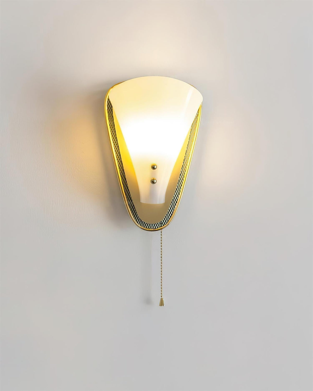 Marzio Sleek Sculptural Wall Lamp