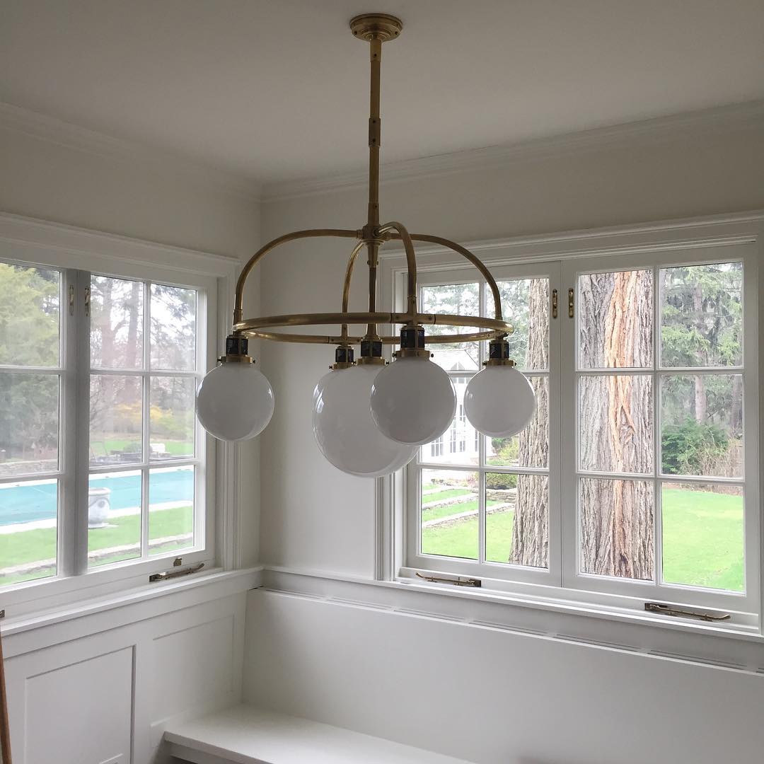 Eirarora Glass Chandelier
