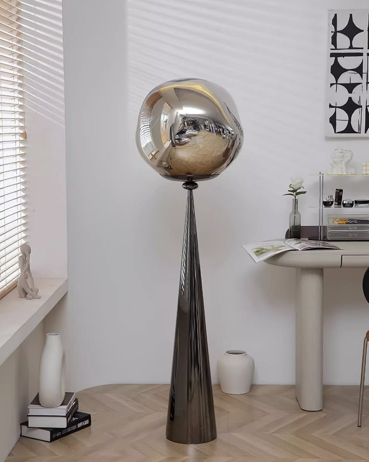 Rivaline Floor Lamp