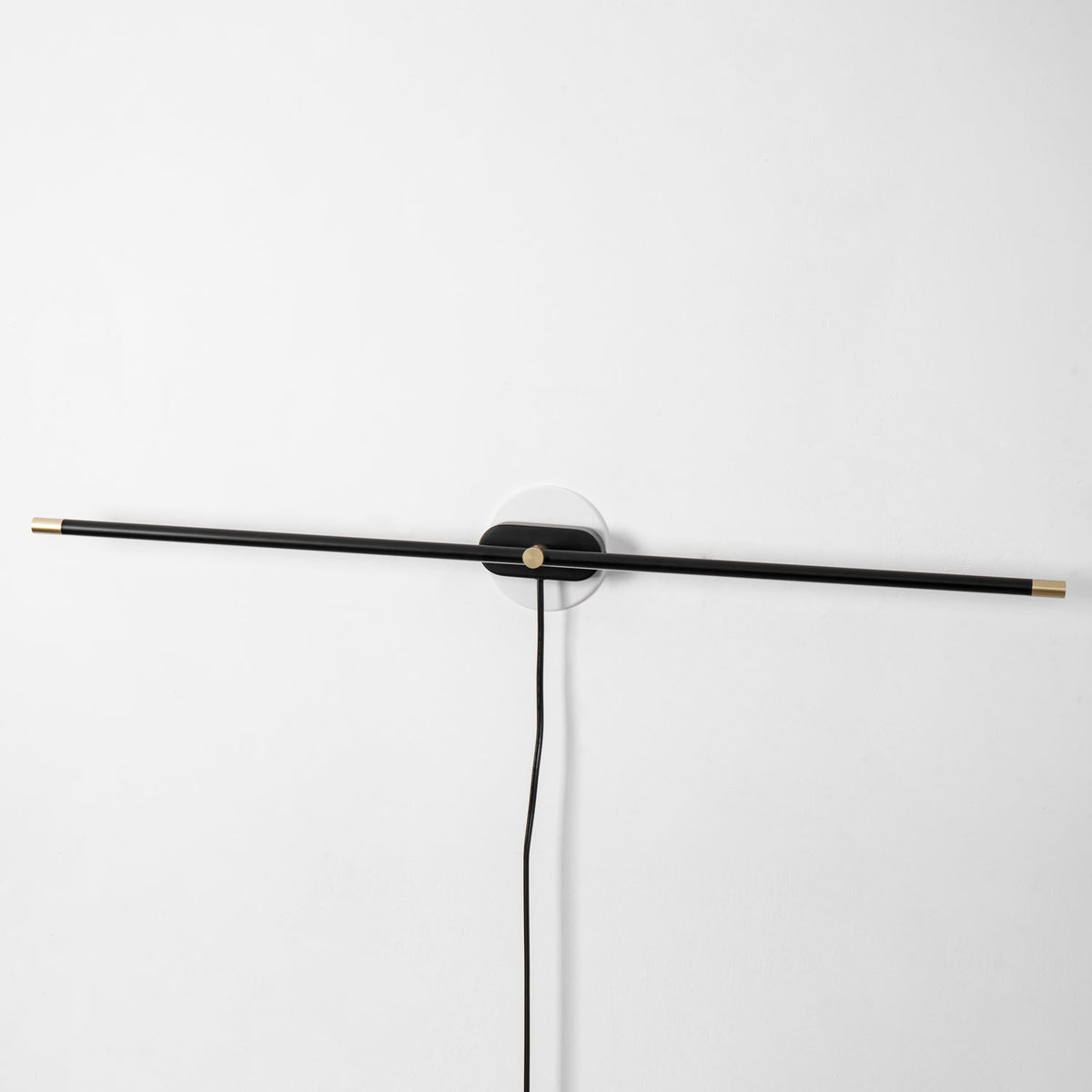 Elaoira Wall Lamp
