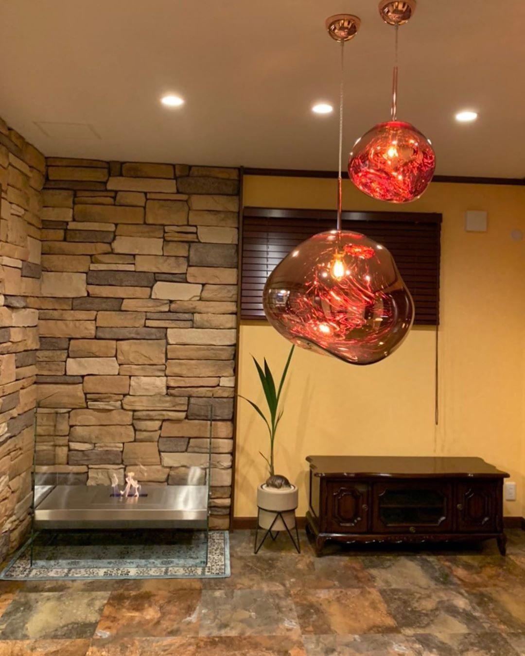 Roseview Lava Pendant Light