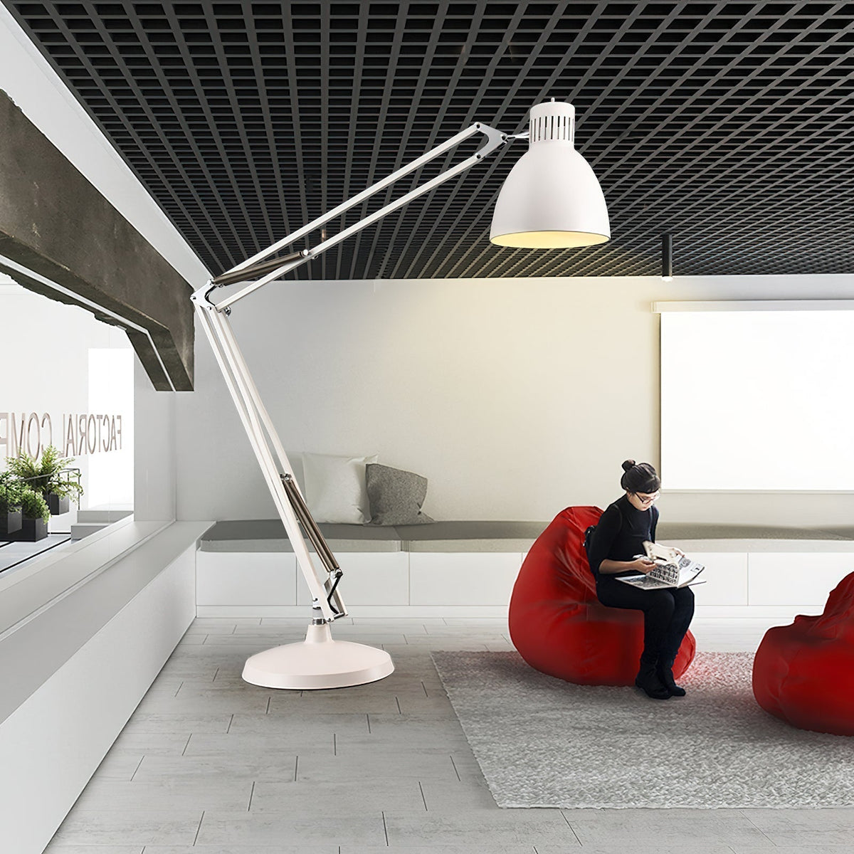 Naska Floor Lamp