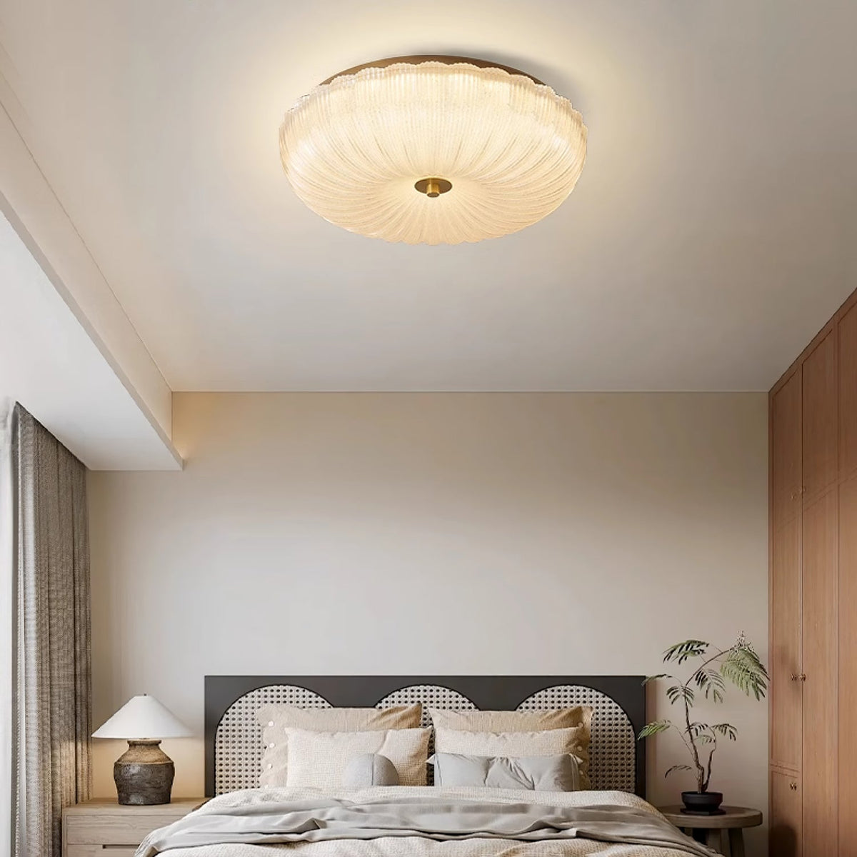 Sirixel Glass Elegant Wall Lamp