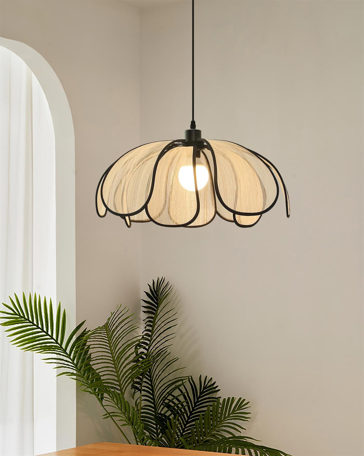 Seluora Petal-like Pendant Light