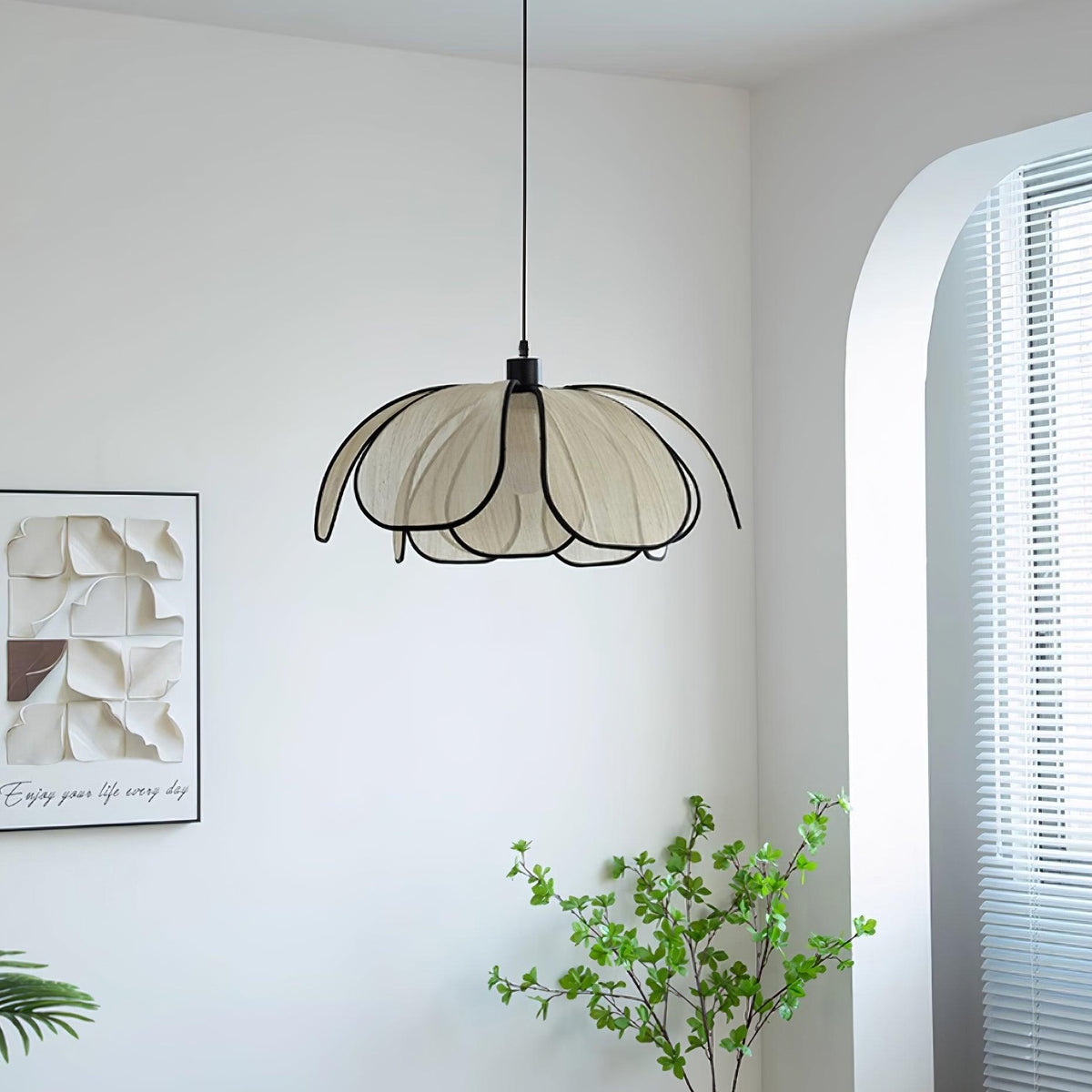 Seluora Petal-like Pendant Light