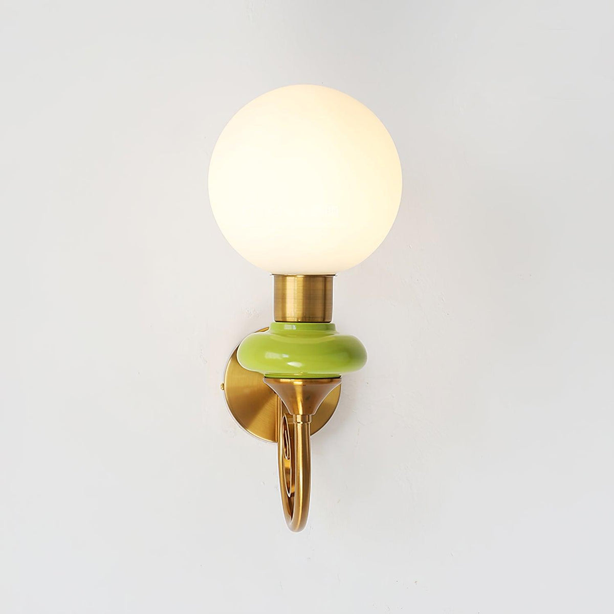 Teriearia Wall Lamp