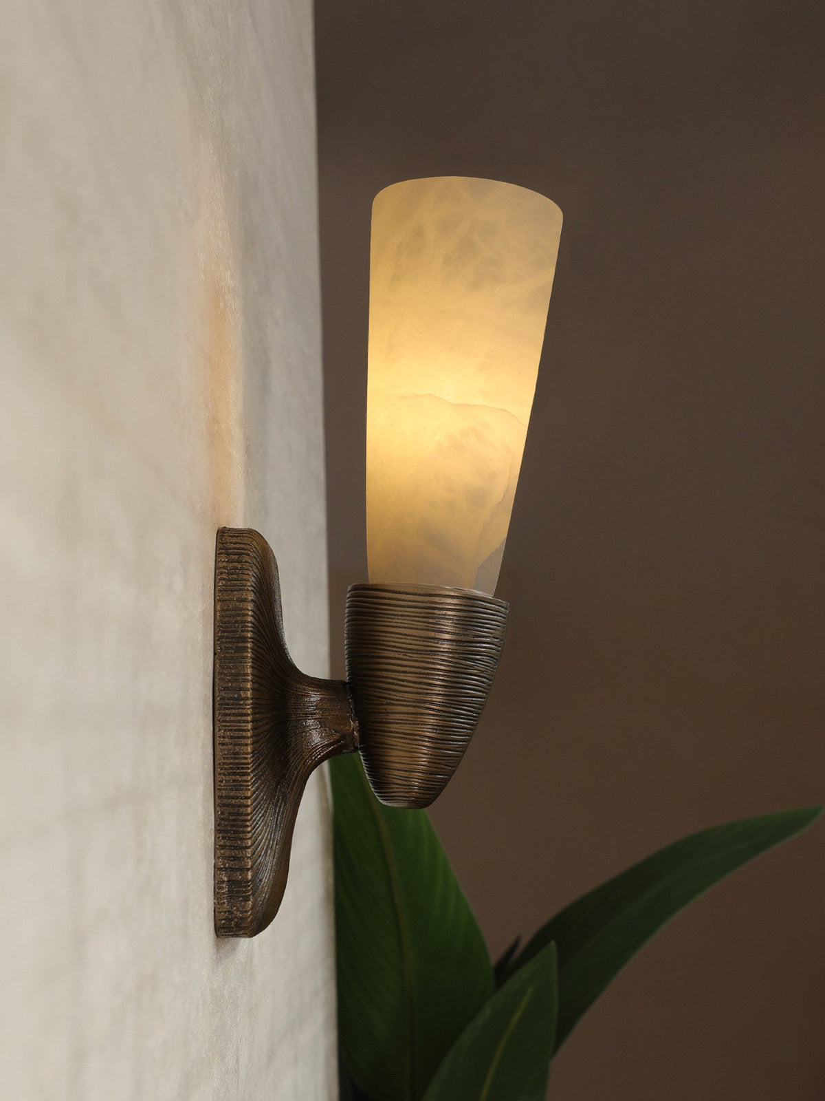 Norerora Twist Wall Sconce