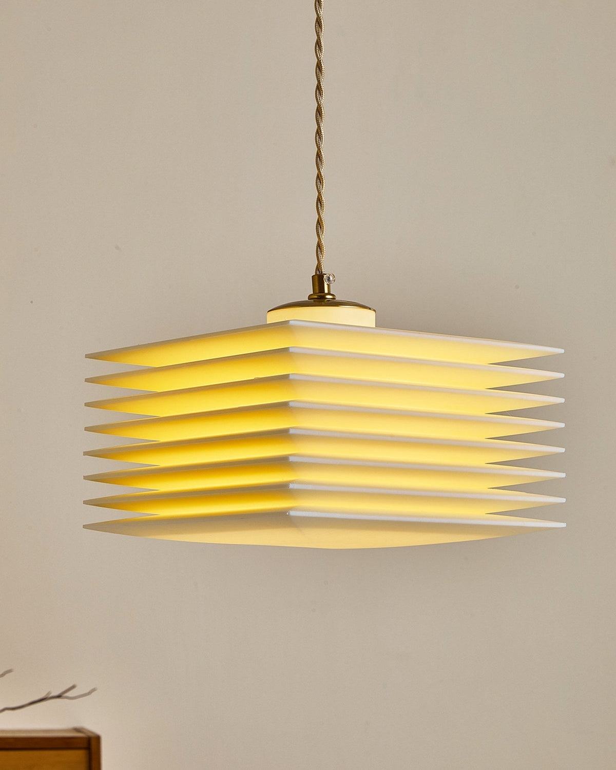 Pagoda Pendant Lamp