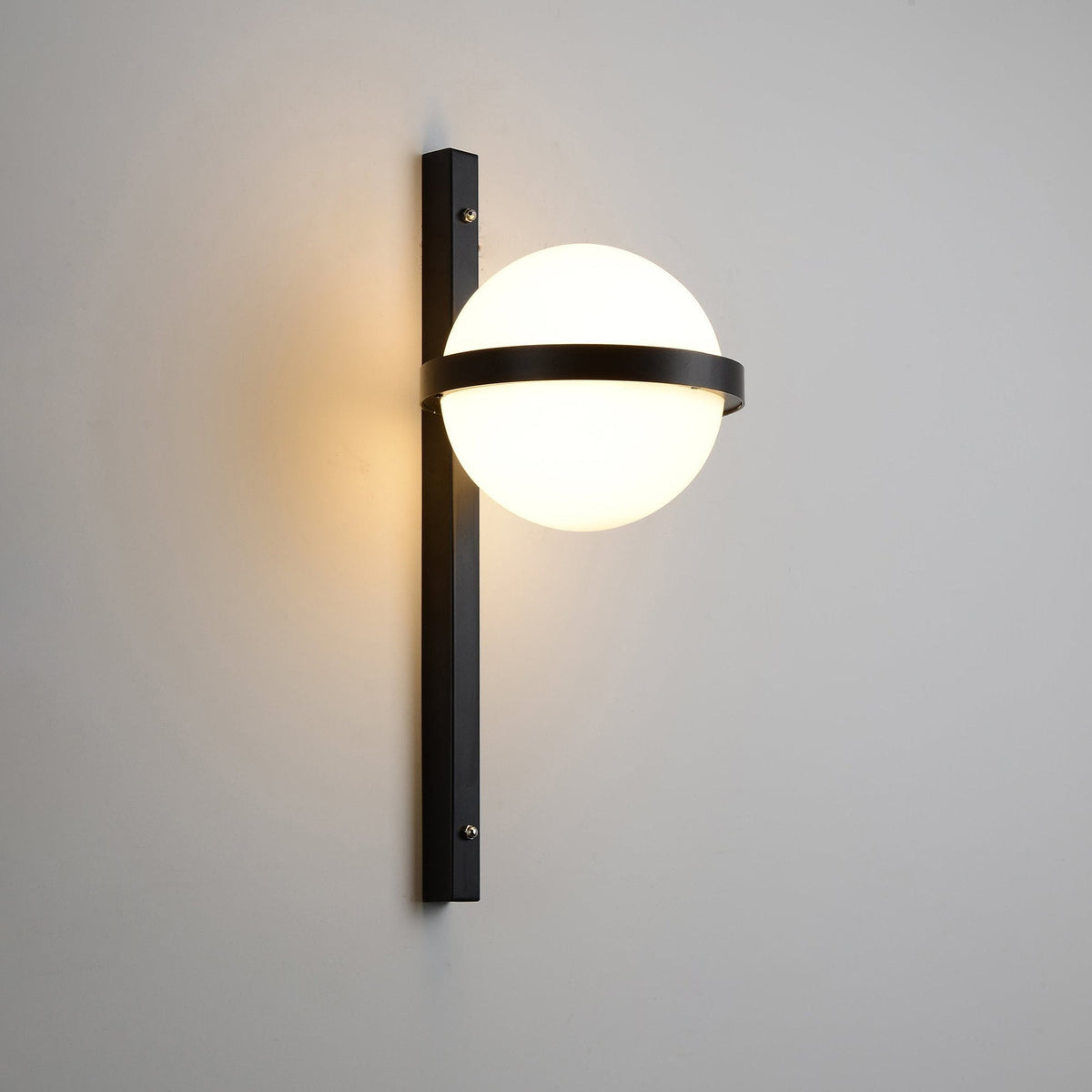 Suren Indoor  Outdoor Wall Light