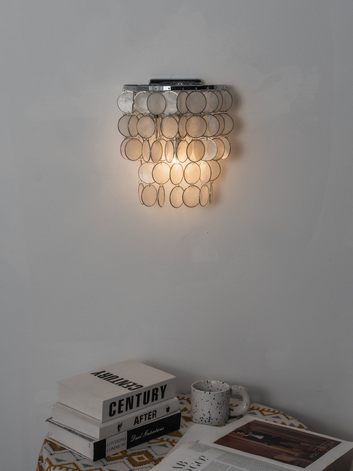 Nacivaine Pearl Shell Wall Lamp