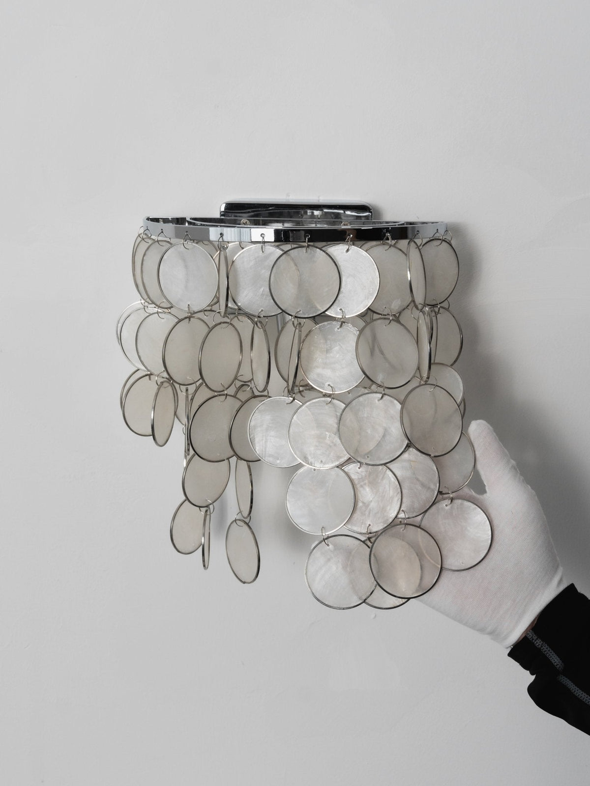 Nacivaine Pearl Shell Wall Lamp