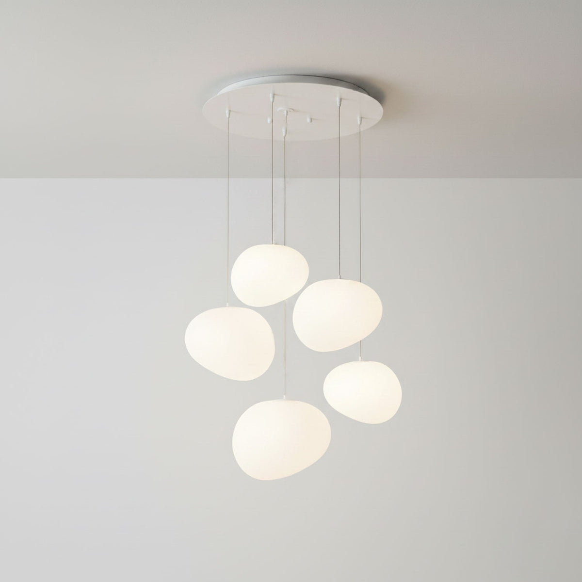Elva Pebble Glow Pendant Lamp