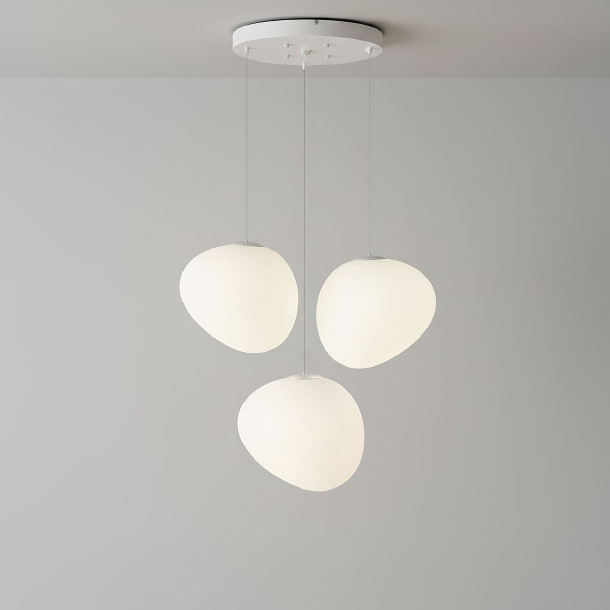 Elva Pebble Glow Pendant Lamp
