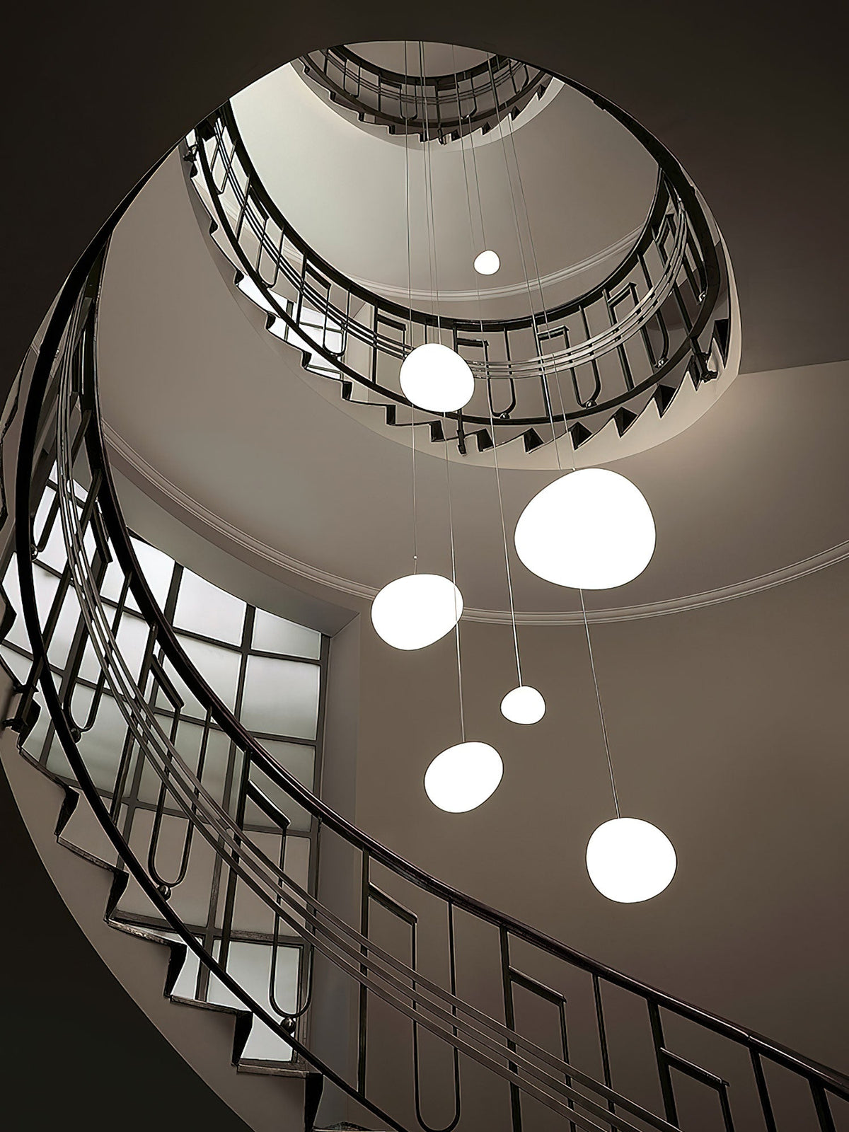 Elva Pebble Glow Pendant Lamp