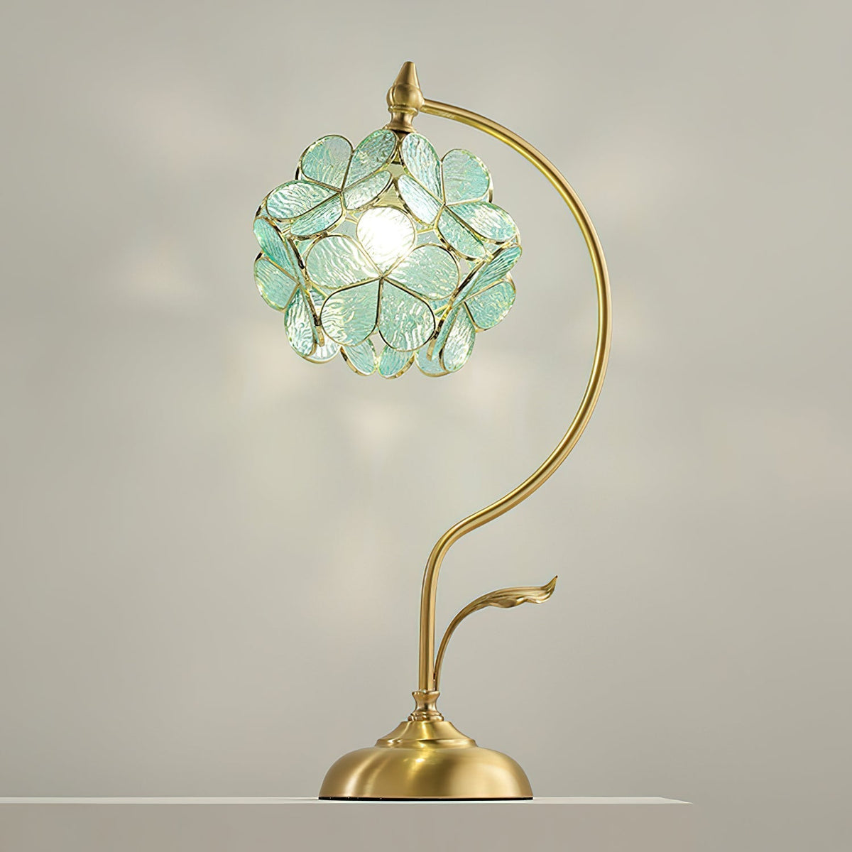 Terienaya Table Lamp