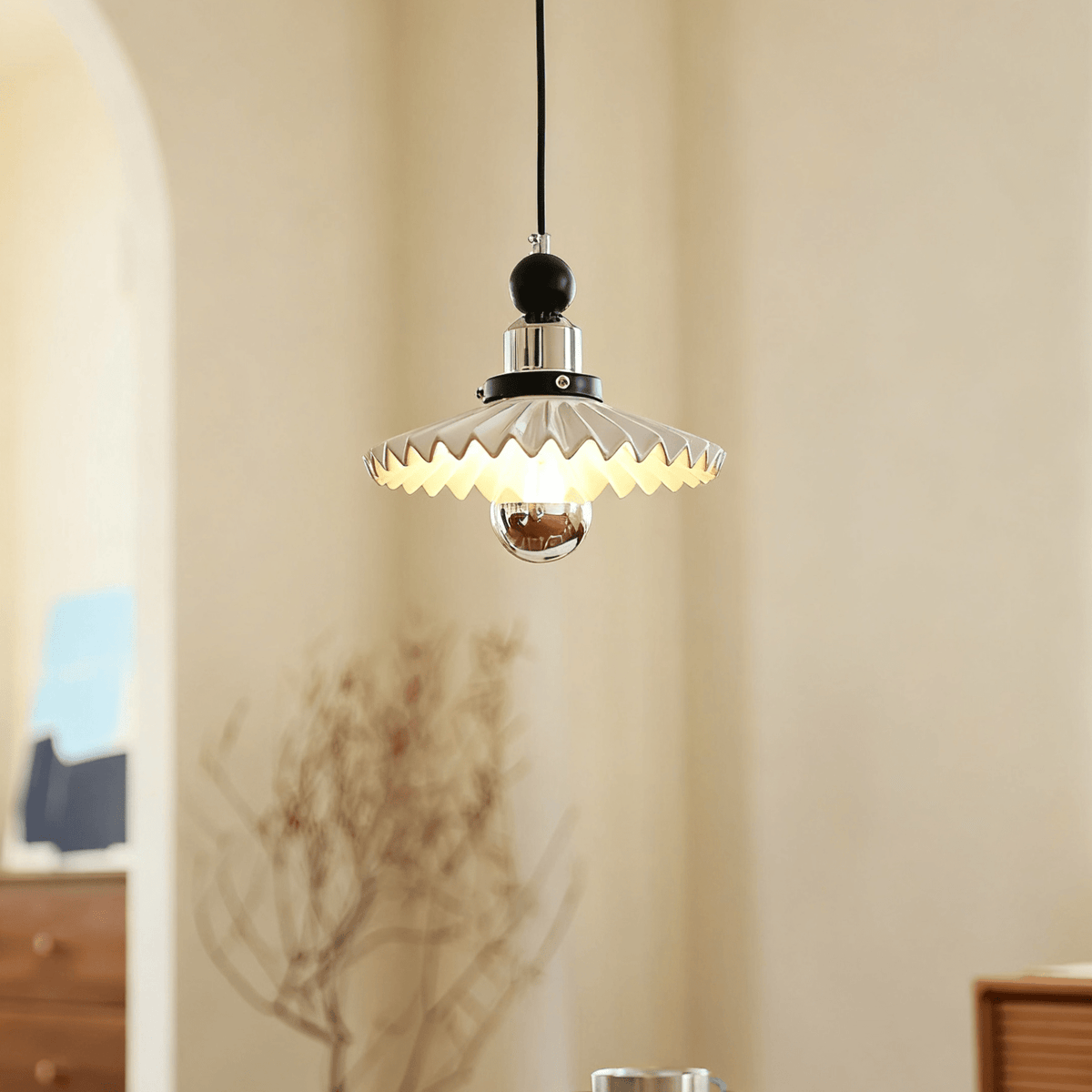 Teriaria Pleated Petal Pendant Lamp