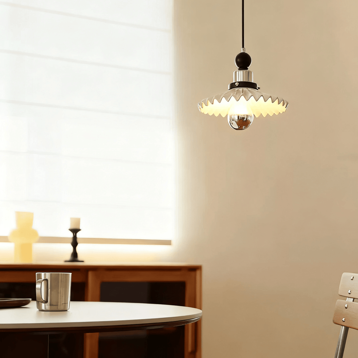 Teriaria Pleated Petal Pendant Lamp