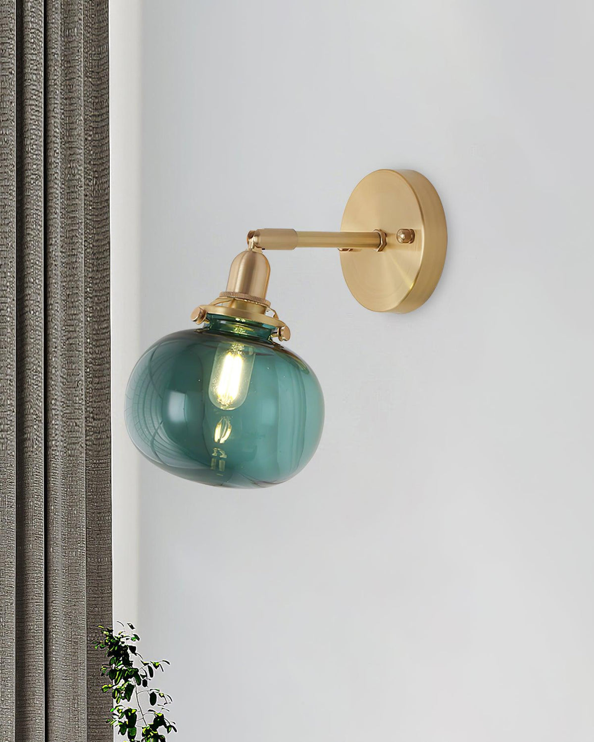 Riverine Wall Lamp