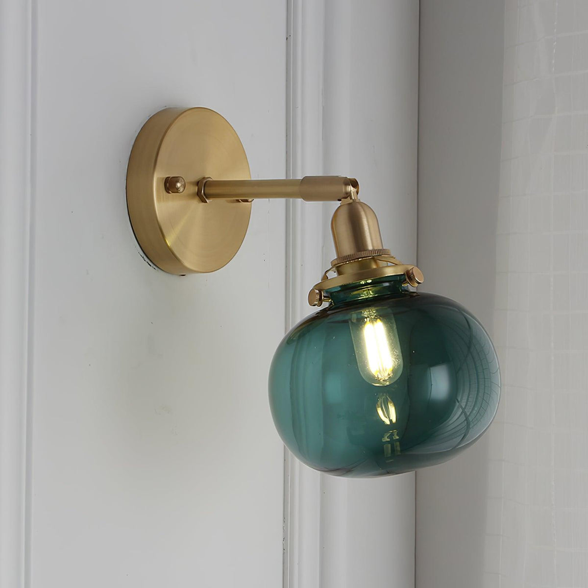 Riverine Wall Lamp