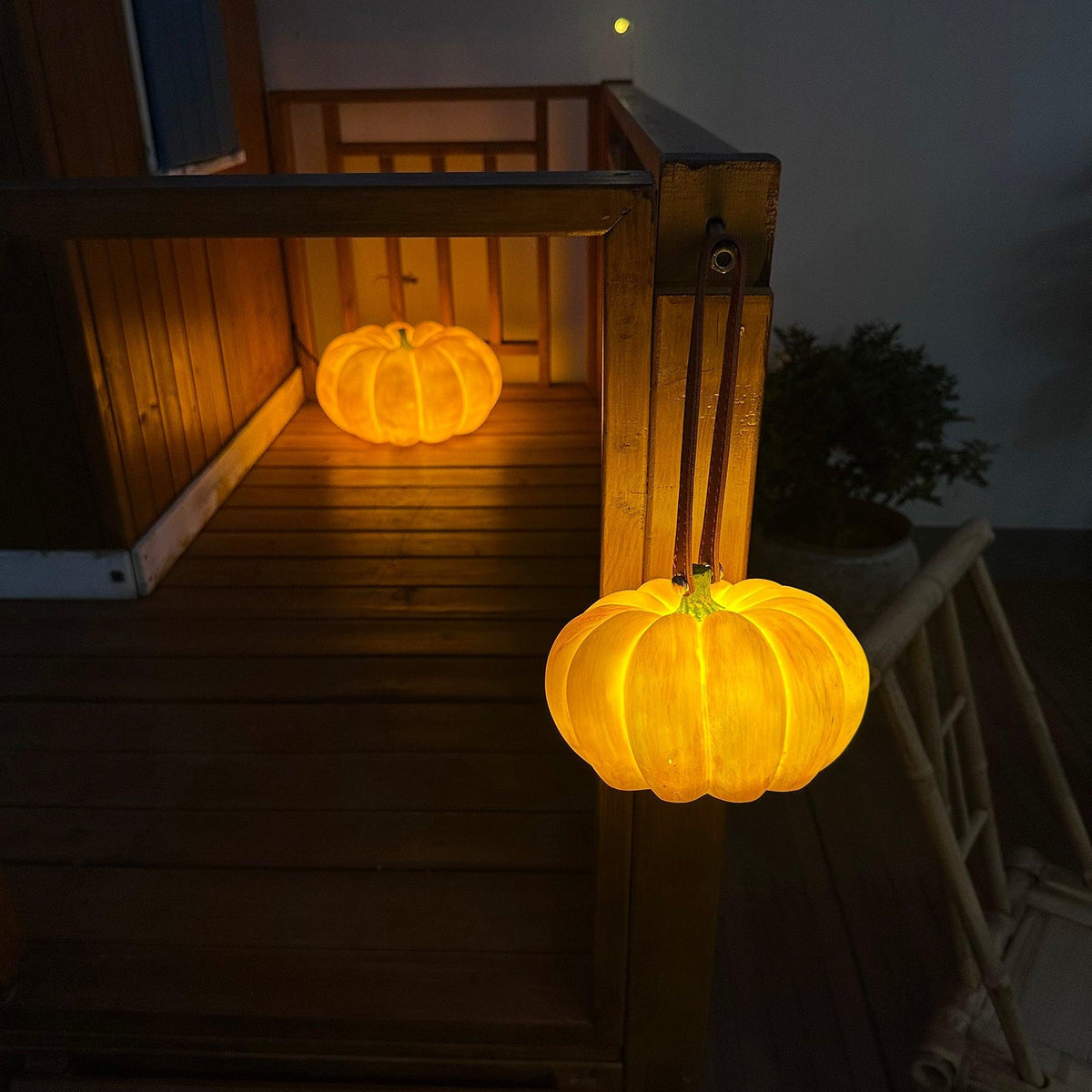 Miriaya Table Lamp