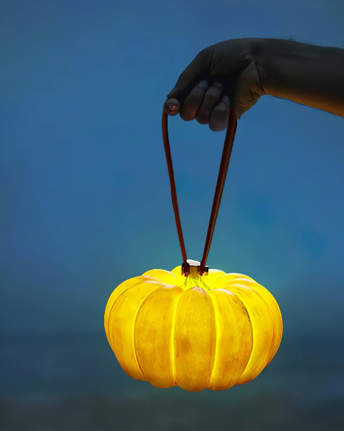 Miriaya Table Lamp