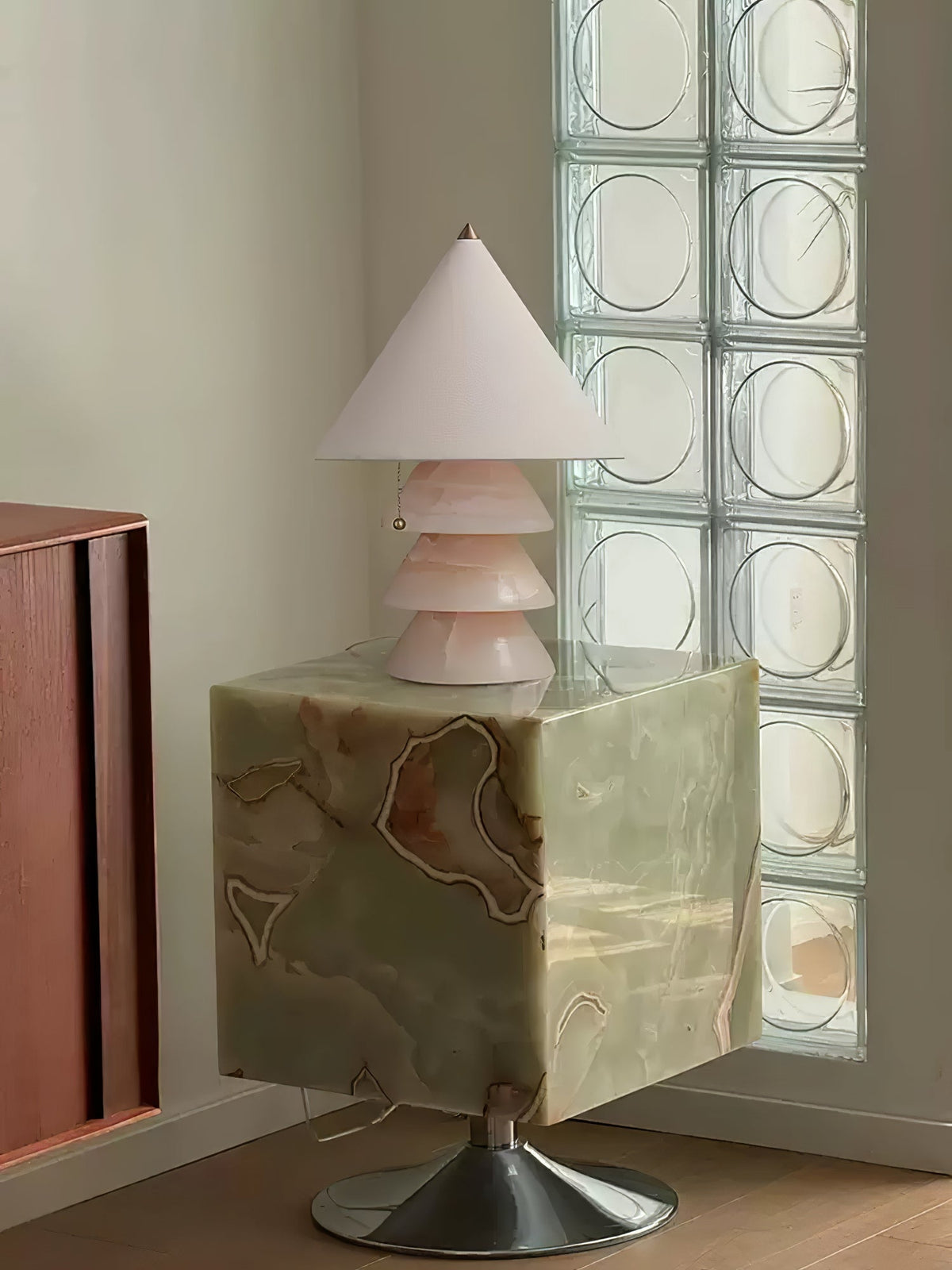 Velinia Terre Table Lamp