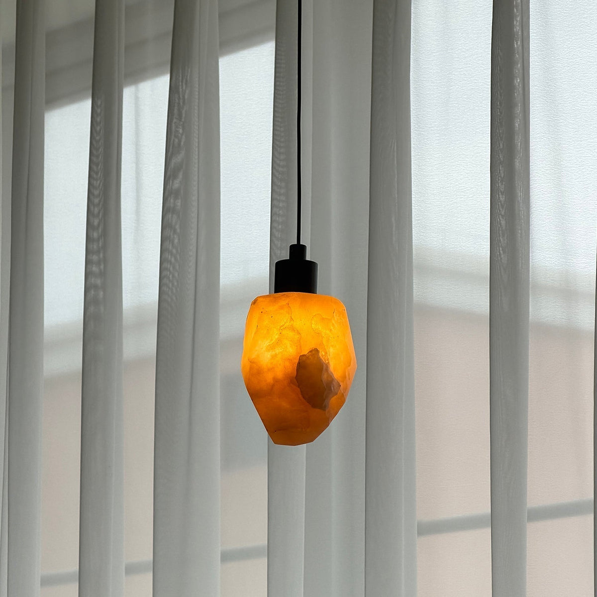 Viraeeria Pendant Lamp