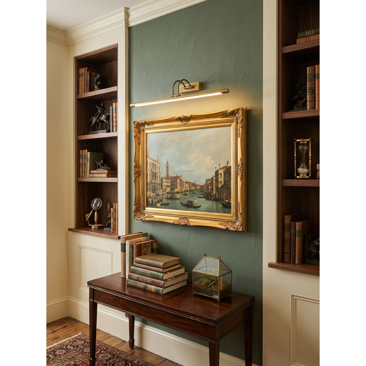 Rovienne Wall Lamp