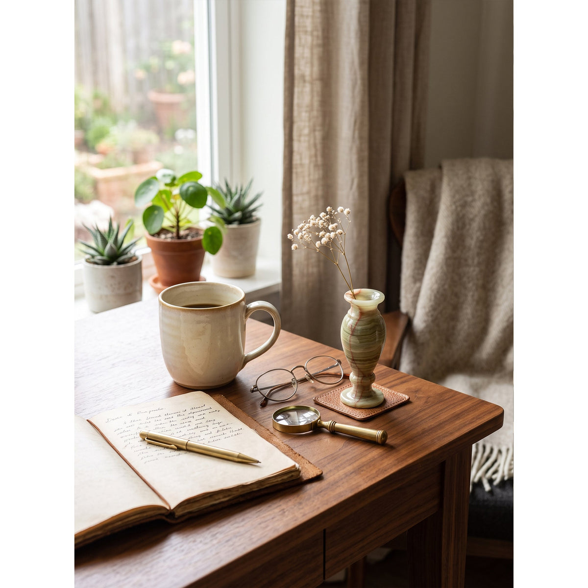 Loxstone Onyx Vase