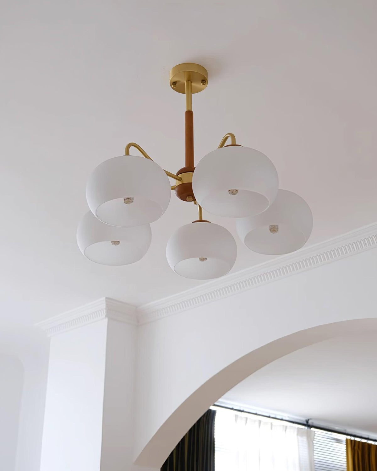 Hadriana Chandelier