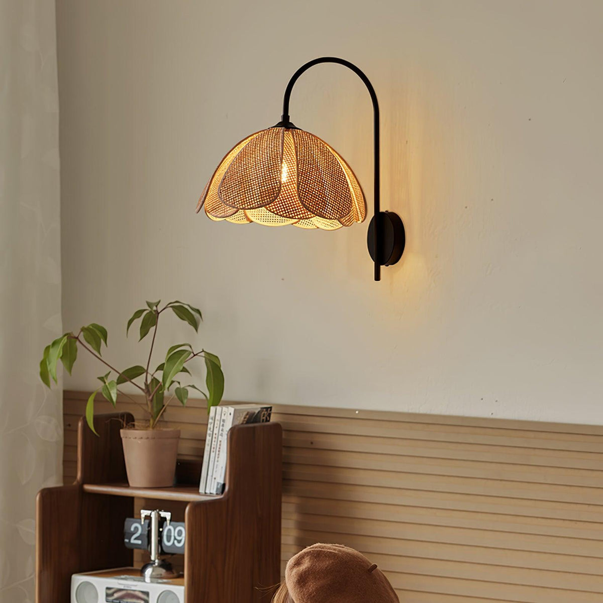 Edria Wall Lamp