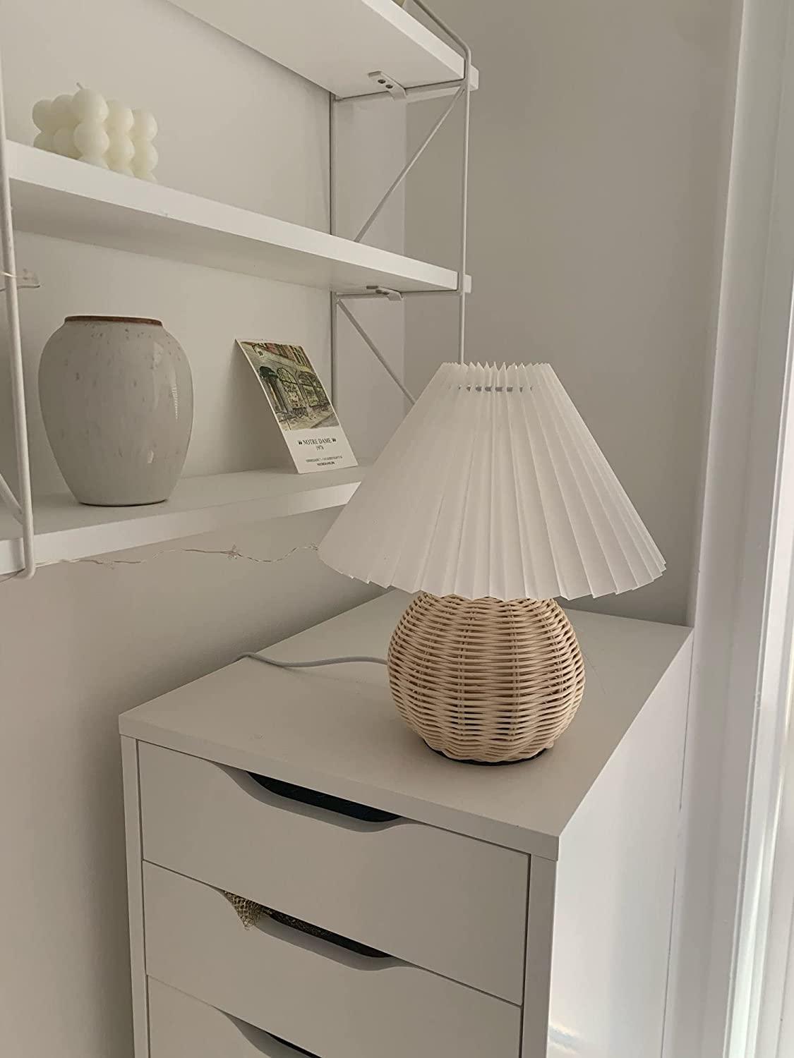 Ravuena Rattan Pleated Table lamp