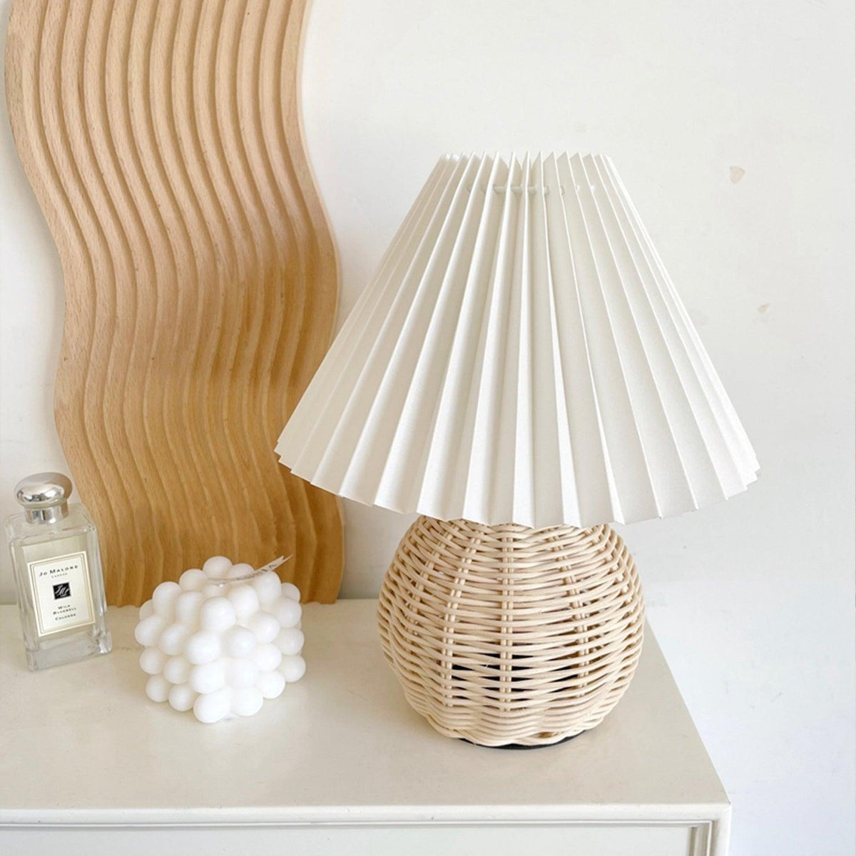Ravuena Rattan Pleated Table lamp
