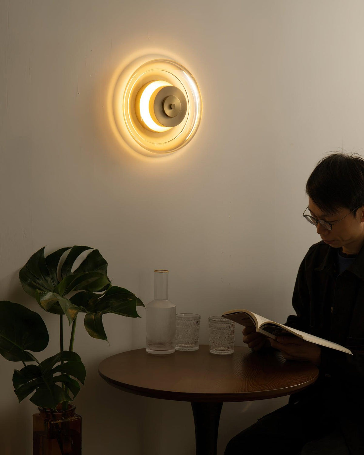 Elysso Wall Lamp