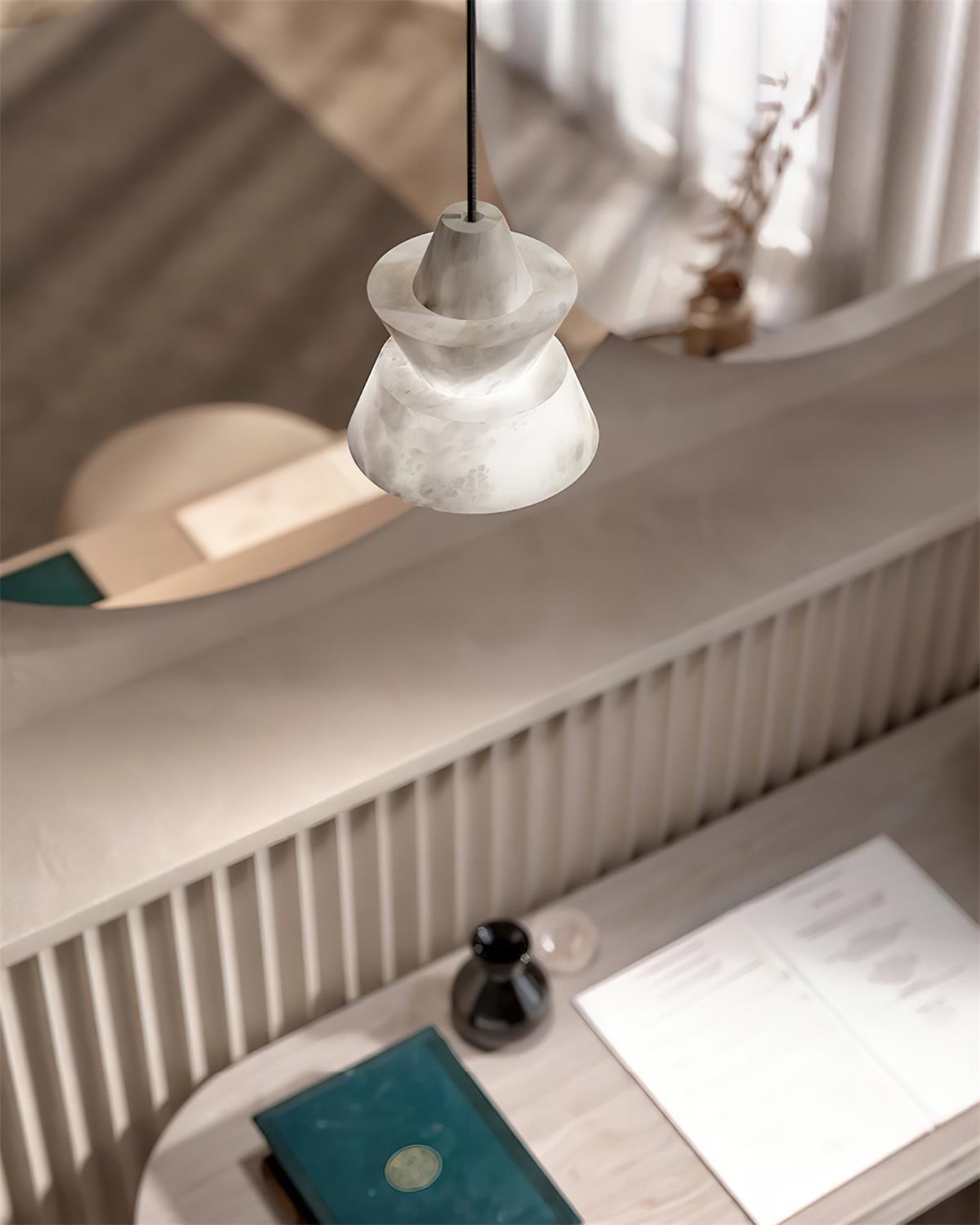 Ezion Pendant Light