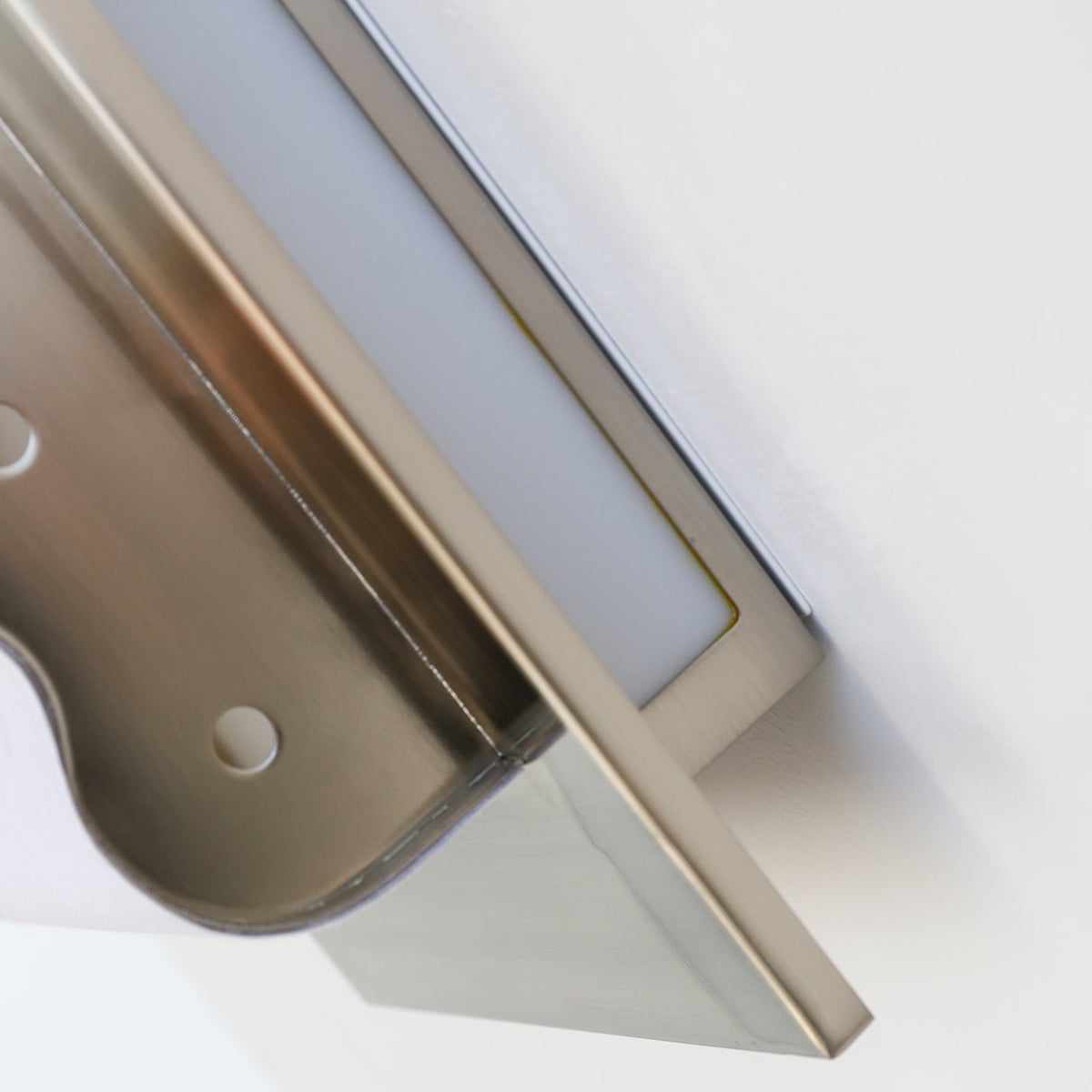 Selisella Wall Lamp
