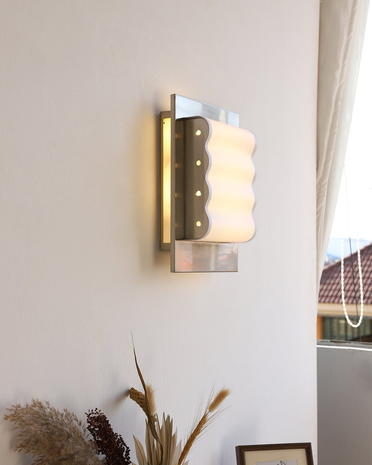 Selisella Wall Lamp