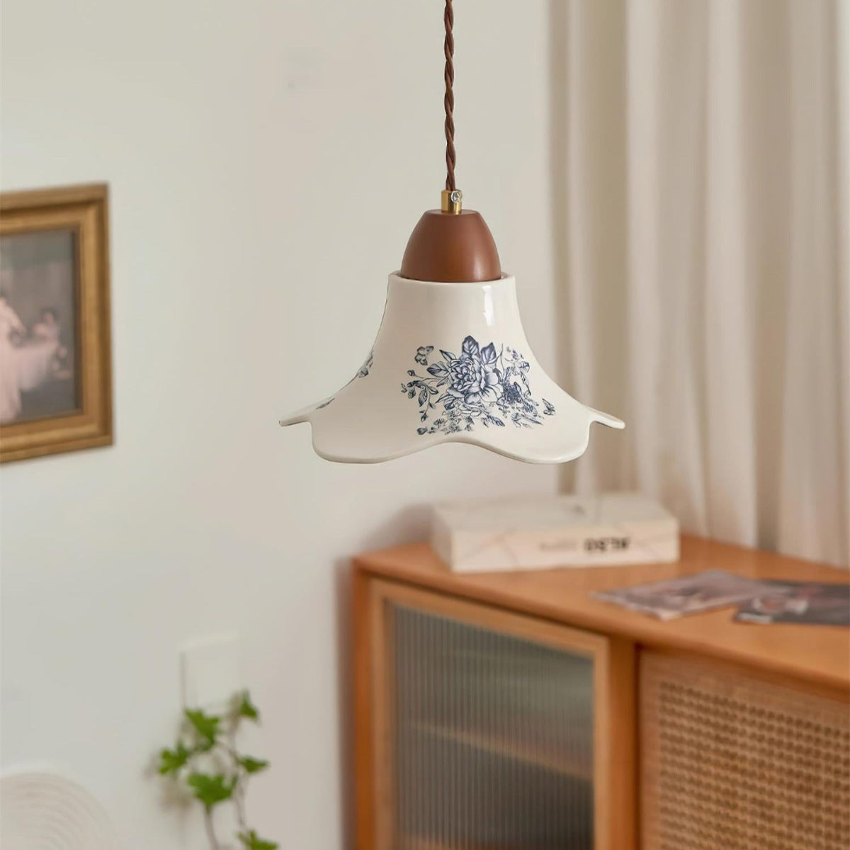 Nepuvut Pendant Lights