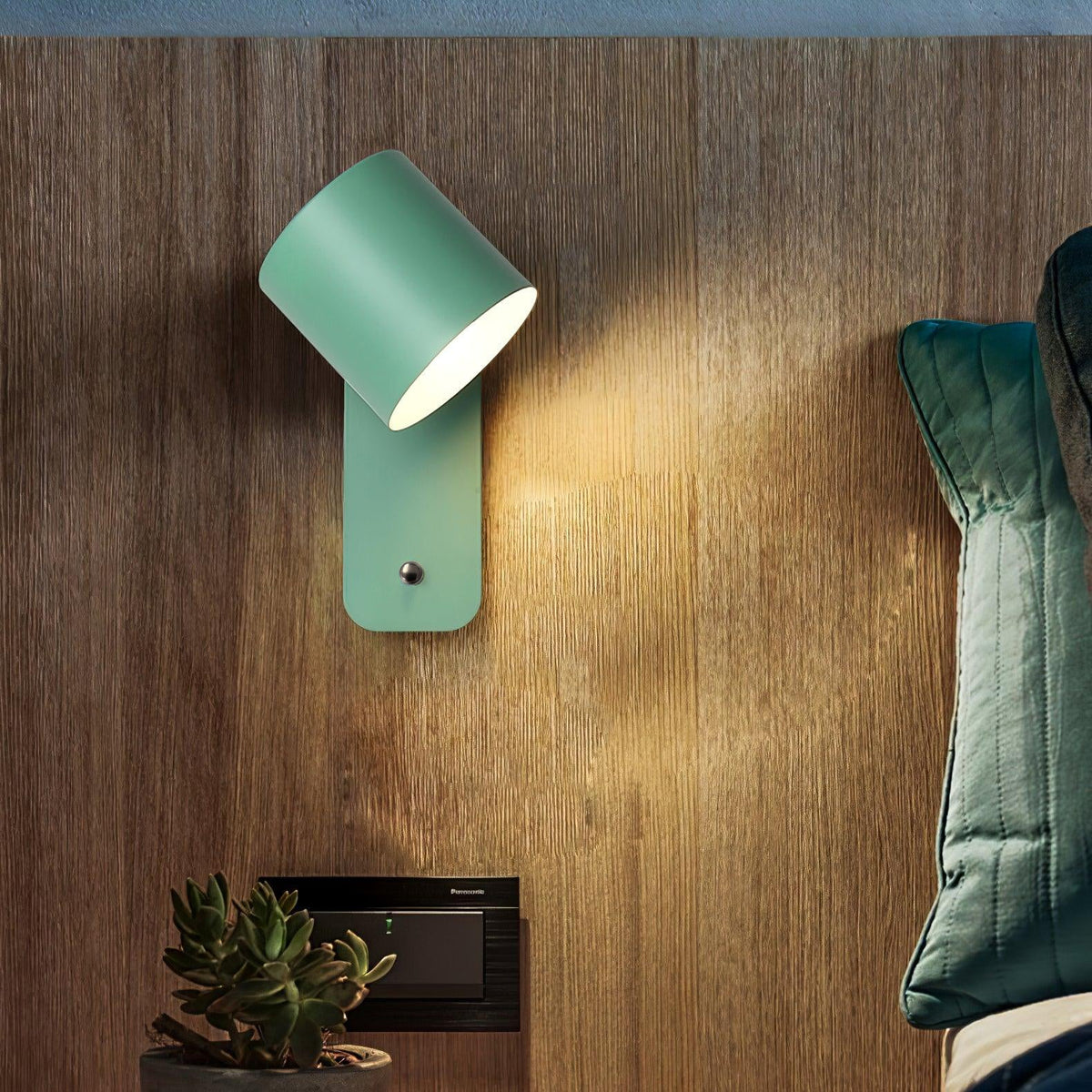 Solley Rotatable Cylinder Rechargeable Indoor Wall Light