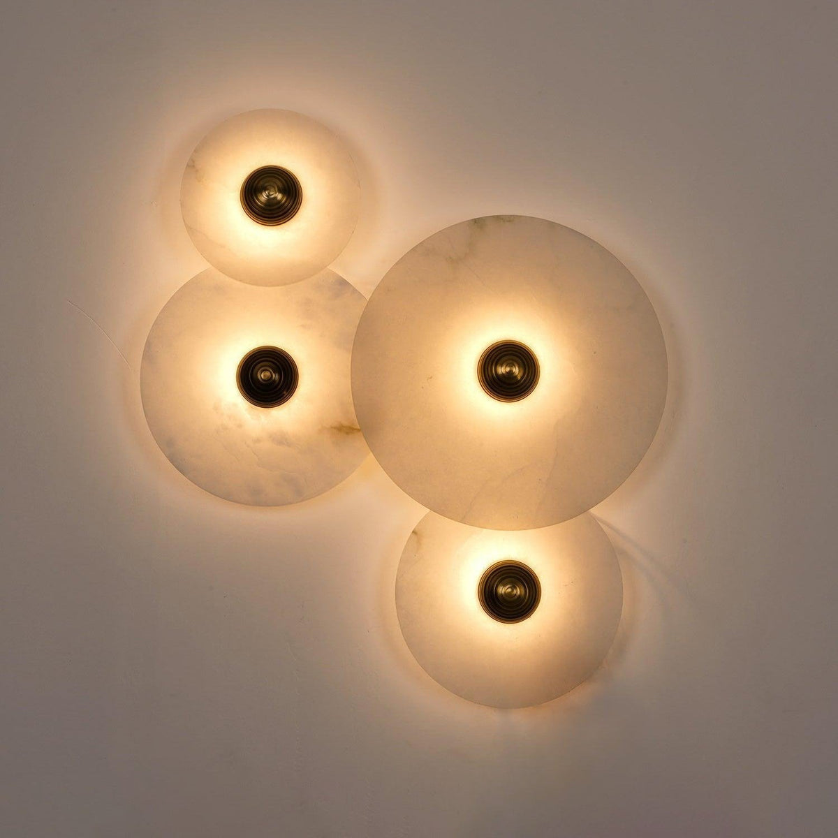 Apollo Round Alabaster Wall Lamp